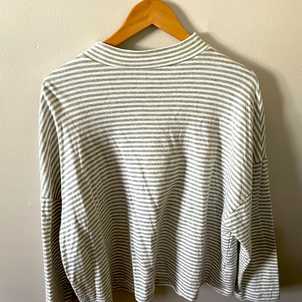 Mod Ref Oversized Mock Neck Stripped Shirt